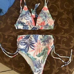 Raisins high waisted cheeky bikini